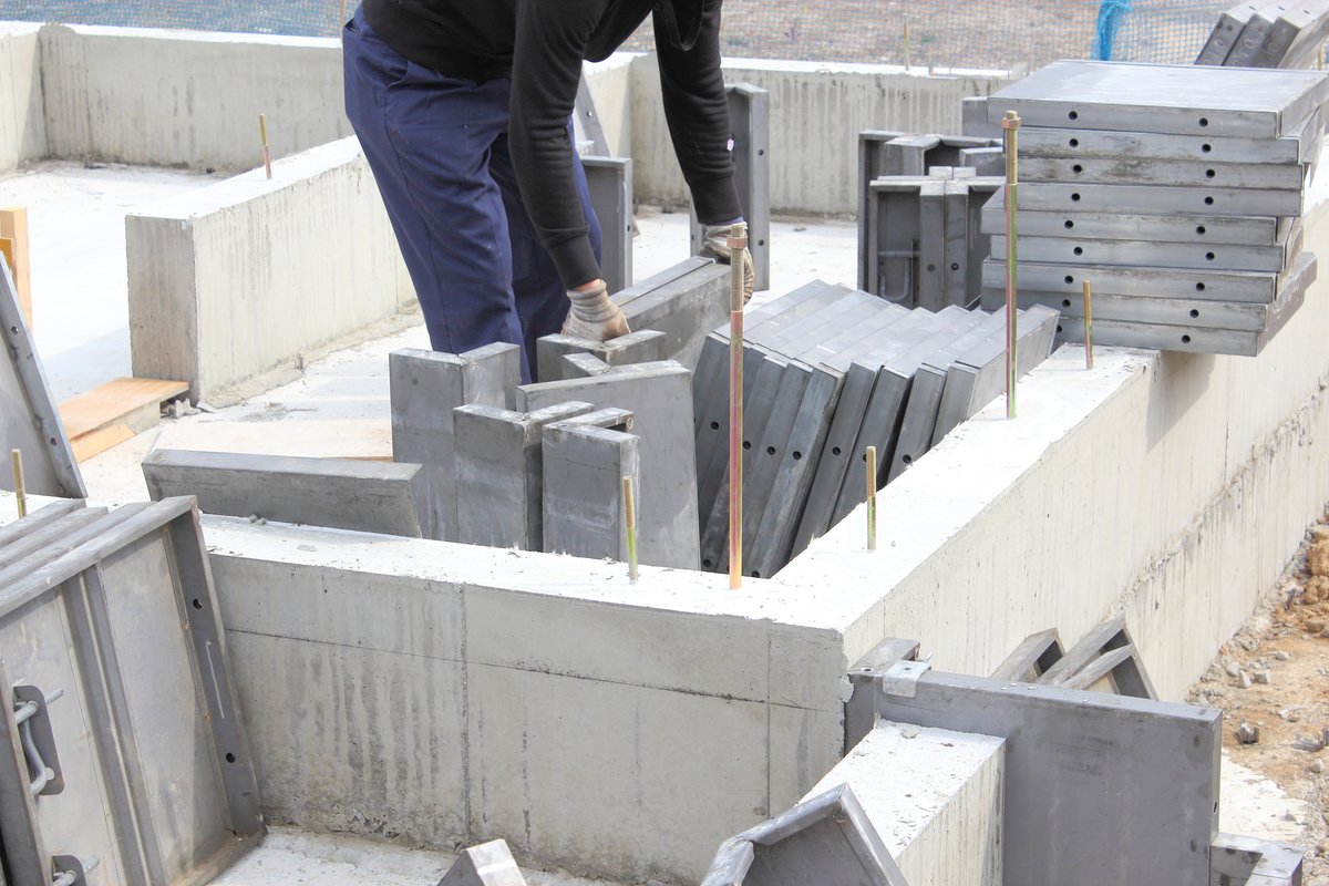 新築建物の躯体工事 施工写真